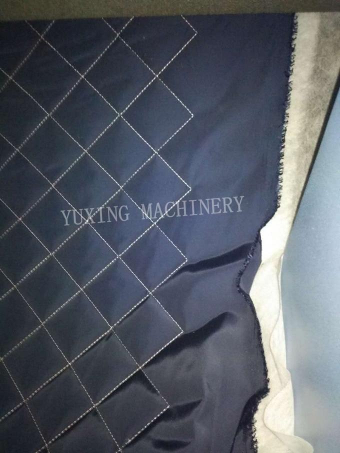Yuxing computerisierte steppende Maschine der multi Nadel für Bettwäscheprodukt